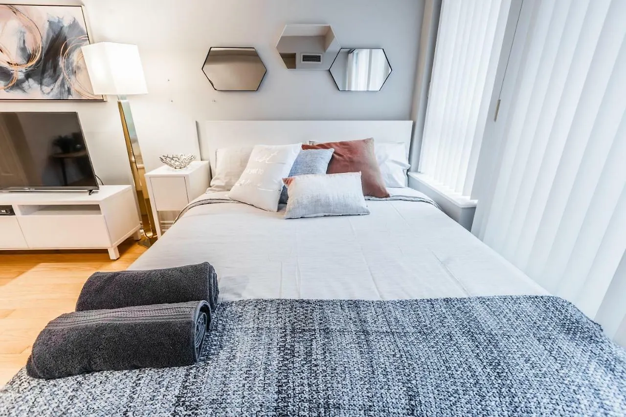 טורונטו Aoc Suites - Heart Of Downtown Condo