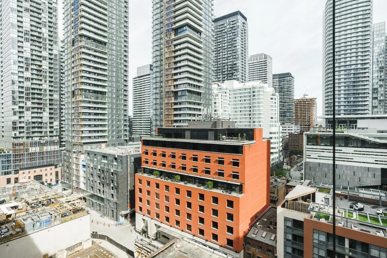 Aoc Suites - Heart Of Downtown Condo Toronto Canada