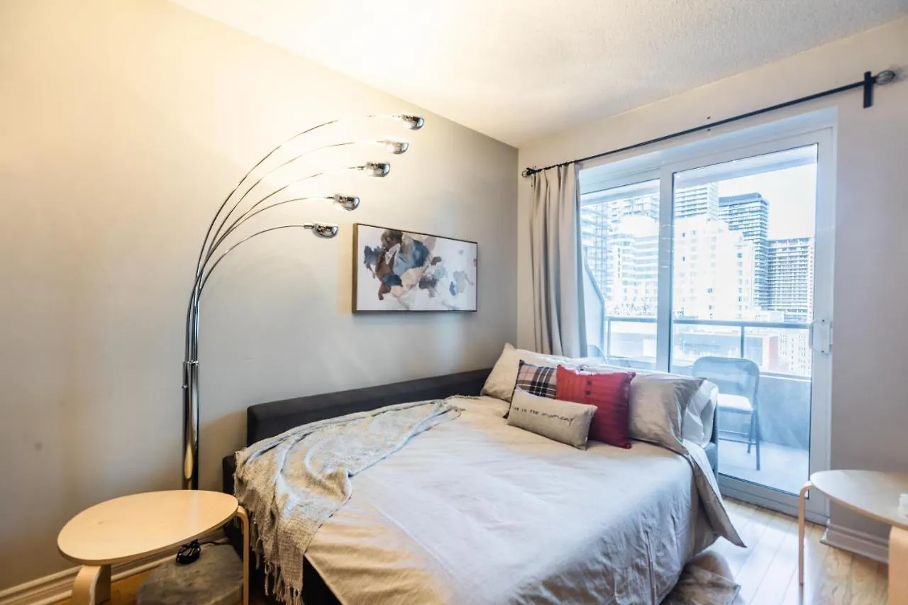 *** Aparthotel Aoc Suites - Heart Of Downtown Condo Toronto Canada