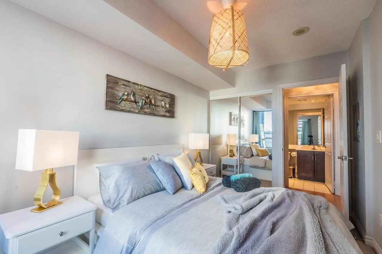 Aoc Suites - Heart Of Downtown Condo Toronto 3*,  Canada