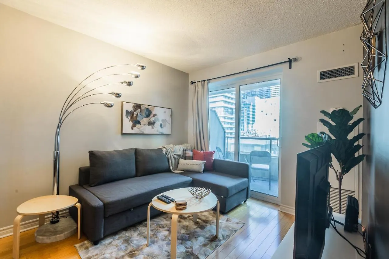 Aoc Suites - Heart Of Downtown Condo Toronto 3*,  Canada