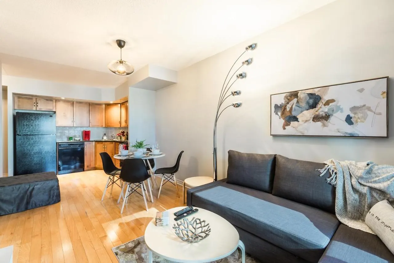 Aoc Suites - Heart Of Downtown Condo Toronto Aparthotel
