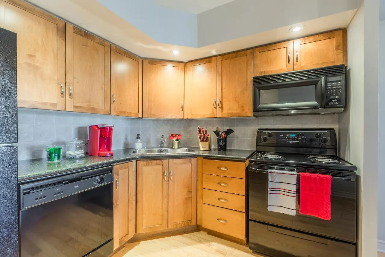 Aoc Suites - Heart Of Downtown Condo Toronto Aparthotel